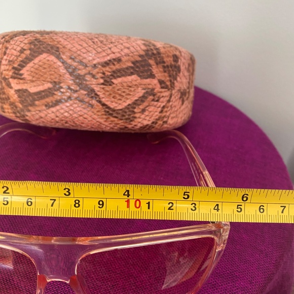 Oversized Pink sunglasses and pink snakeskin hard case - Picture 10 of 13